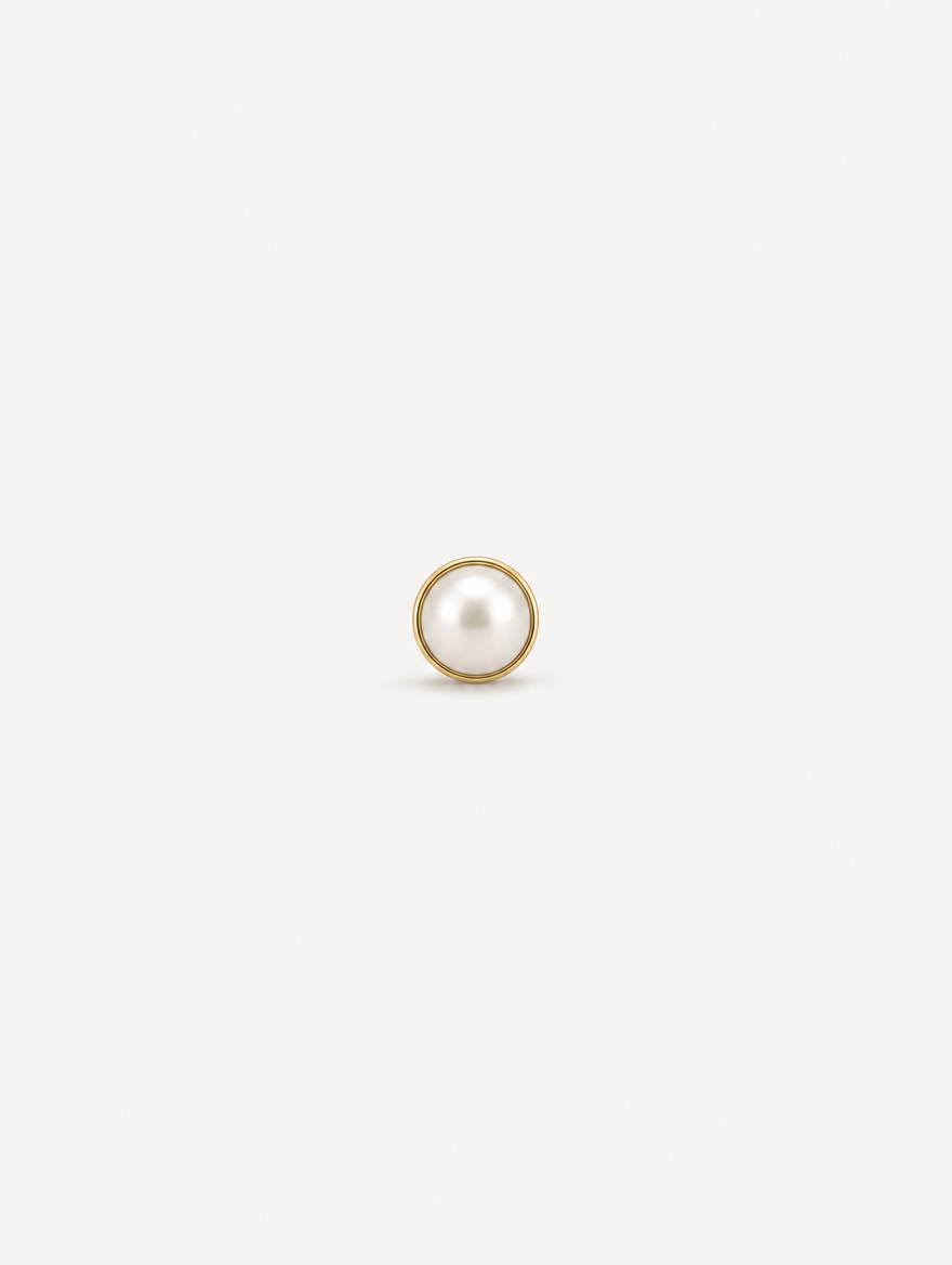 Broquel Perla Oro 10K — vista frontal