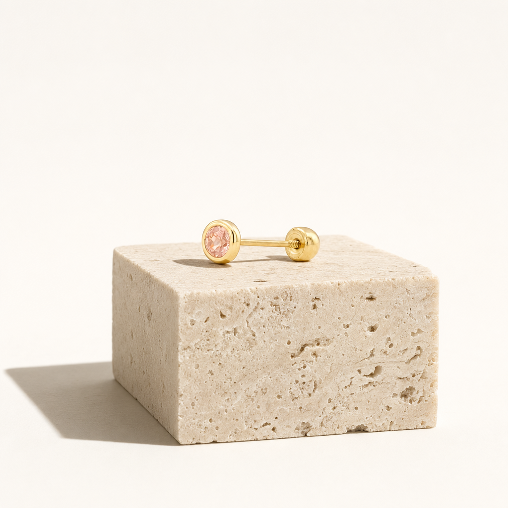 Broquel Bisel Zirconia Rosa 2.5 mm Oro 10K — bodegón editorial