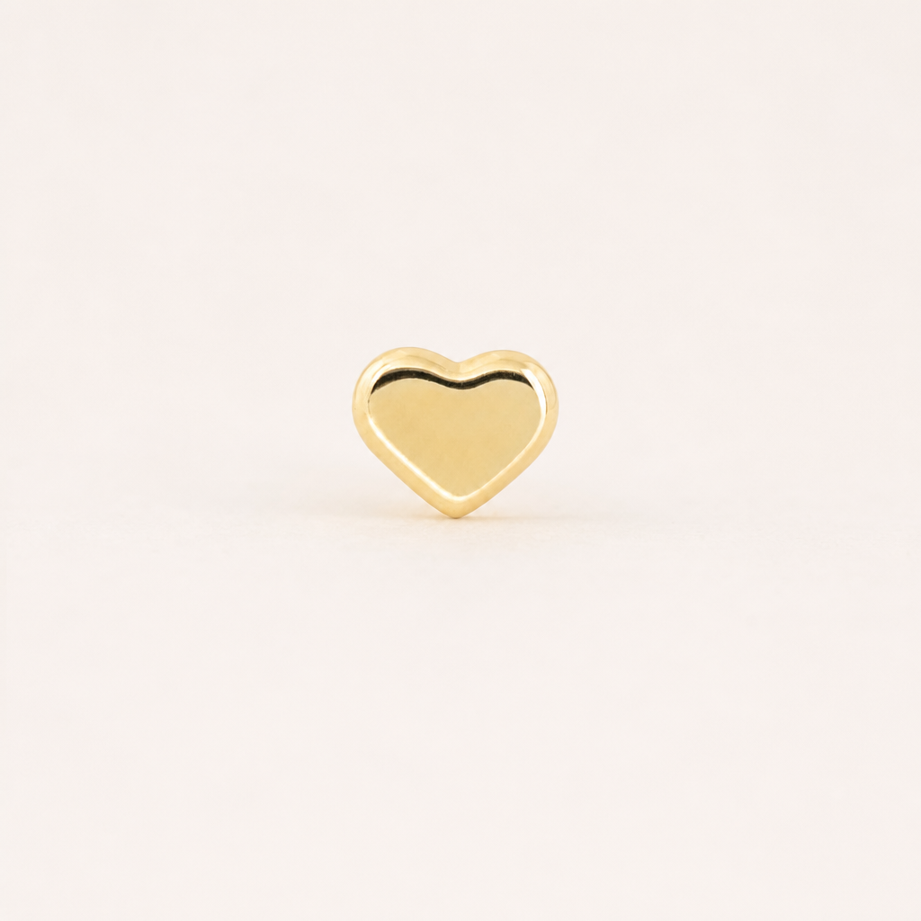 Broquel Corazón Mini Oro 10K — vista frontal
