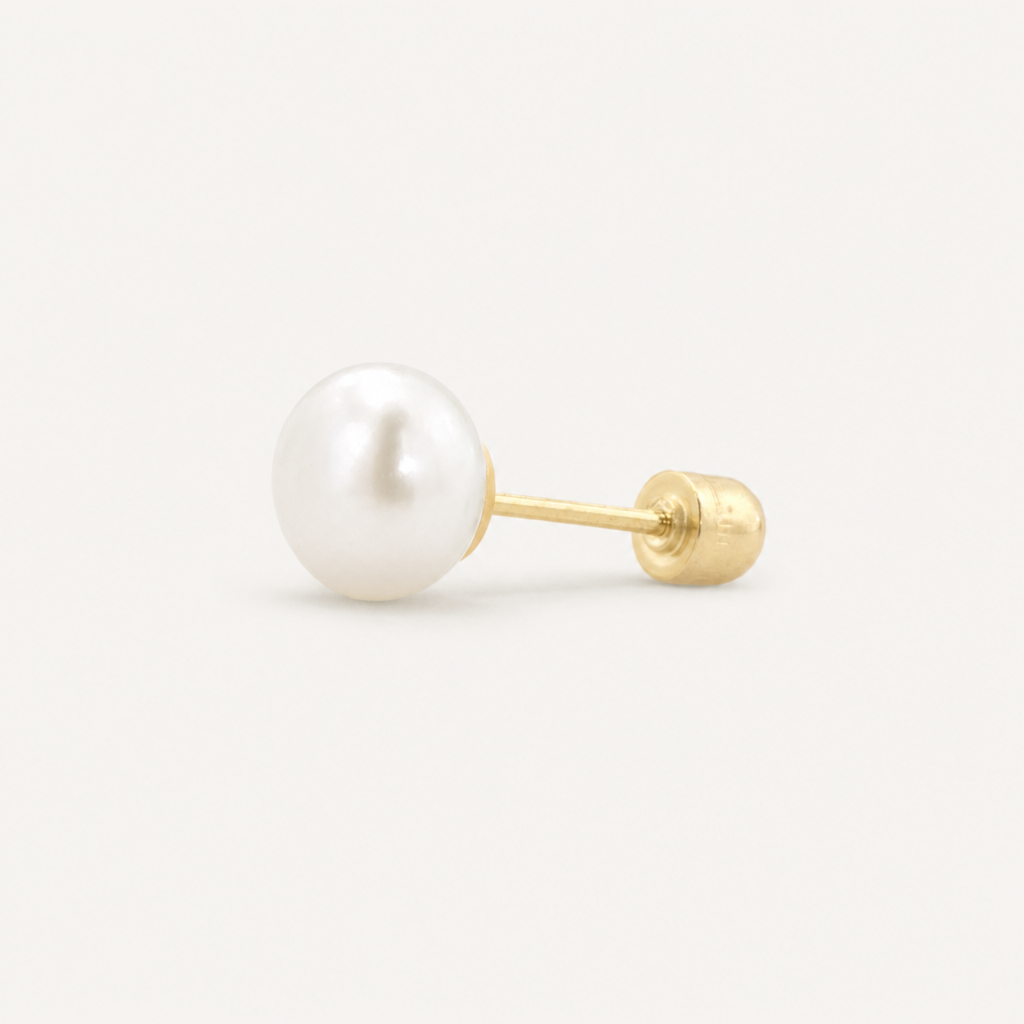 Broquel Perla 5 mm Oro 10K — vista diagonal